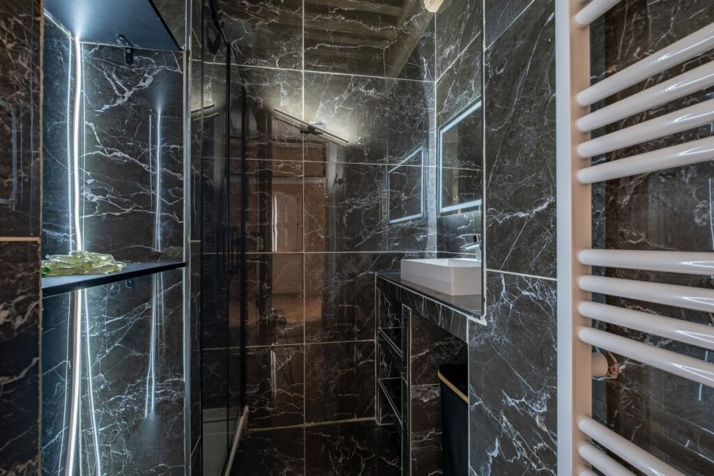 Nos réalisations 10 4207EL Lyon 1 Appartement canut renove 13 1680x1120 1