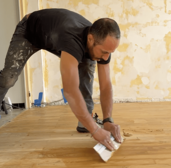 Rénovation d'un parquet ancien à Lyon