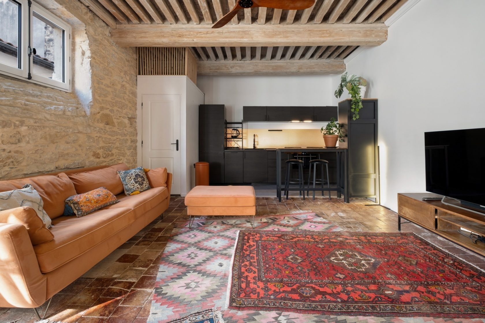 REALISATION: Quai André Lassagne 1 Rénovation complète d'un appartement de standing dans un immeuble Soufflot