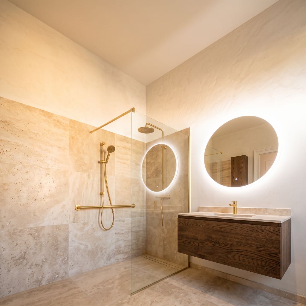 Rénovation douche PMR Lyon Salle de bain Handibat